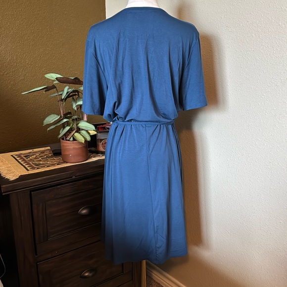 Light Navy Blue Tie Waist Dress - Picture 4 of 6